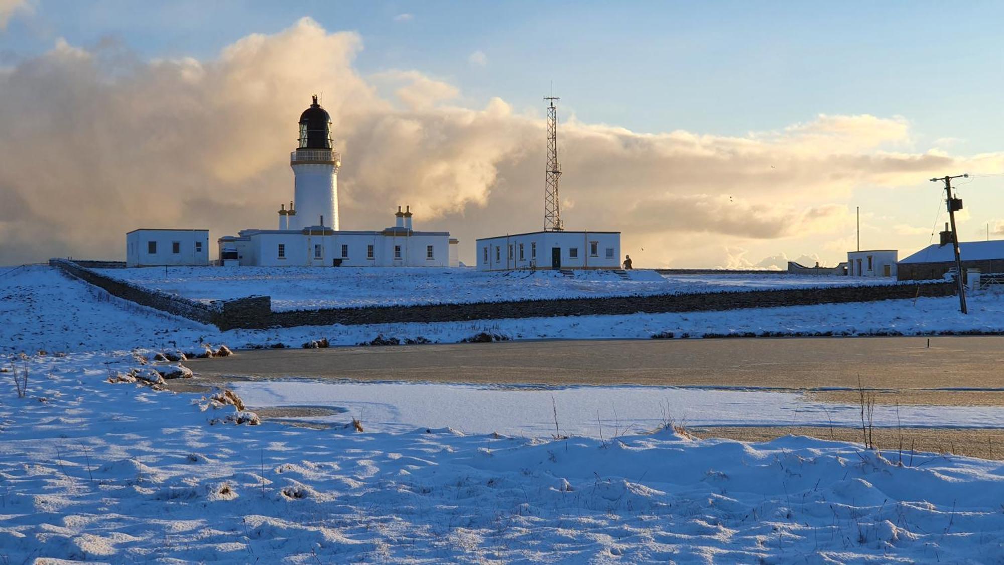 Self-Catering Lighthouse Keeper'S Cottage On The Nc500 Уик Екстериор снимка