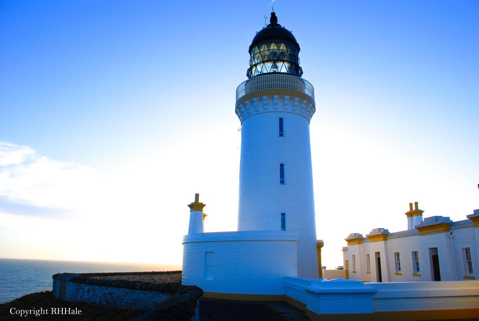 Self-Catering Lighthouse Keeper'S Cottage On The Nc500 Уик Екстериор снимка