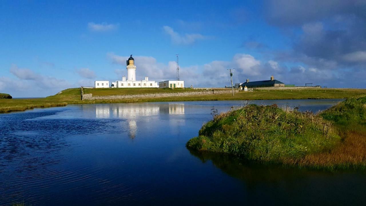 Self-Catering Lighthouse Keeper'S Cottage On The Nc500 Уик Екстериор снимка