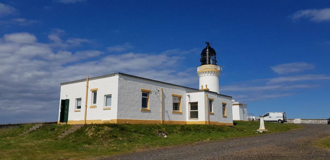 Self-Catering Lighthouse Keeper'S Cottage On The Nc500 Уик Екстериор снимка